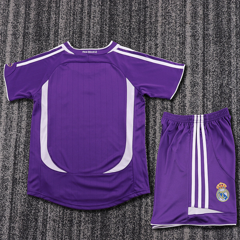 Real Madrid 2006-07 Retro - Away Kids Kit