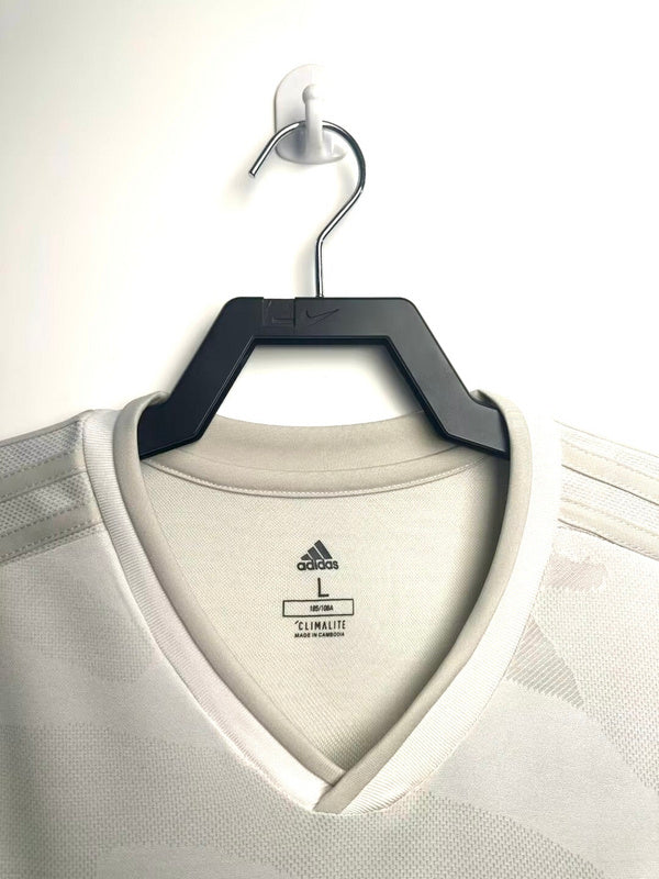 Juventus 2019-20 Retro - Away