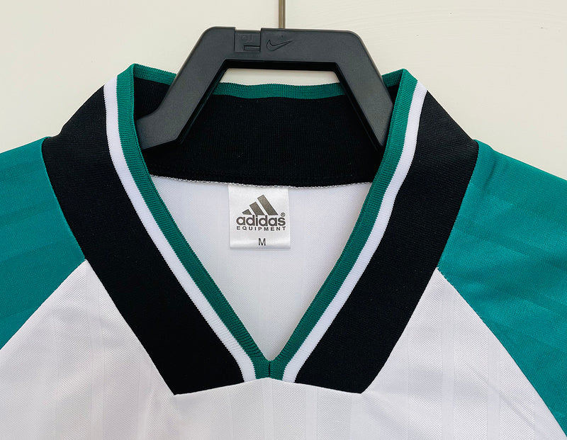 Liverpool 1993-95 Retro - Away (Long Sleeve)