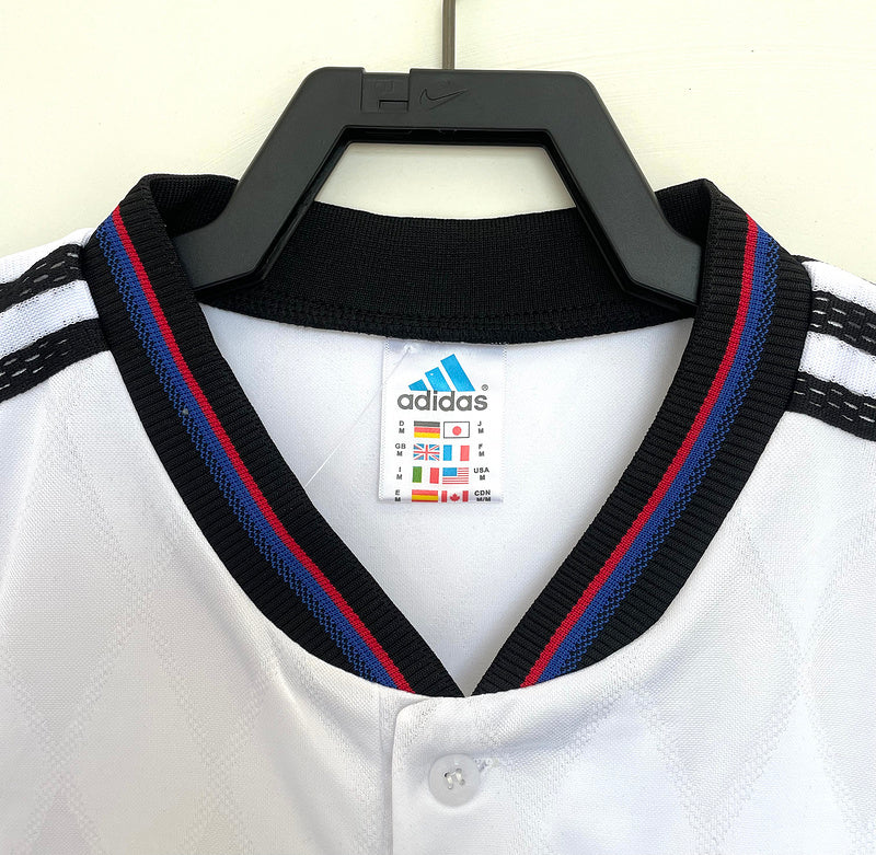 Bayern Munich 1997-98 Retro - Away