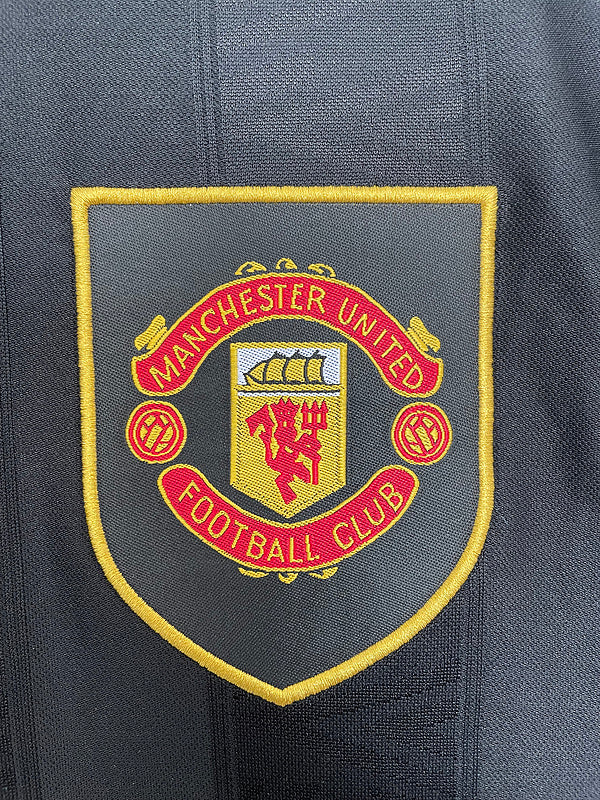 Manchester United 1993-94 Retro - Away (Black, Long Sleeves)