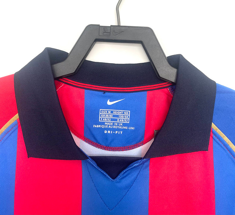 Barcelona 2001-02 Retro - Home