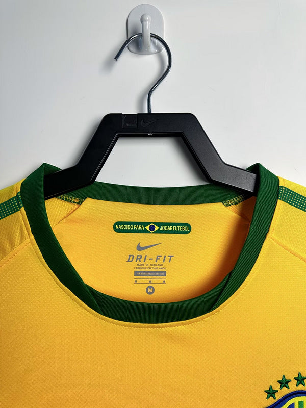 Brazil 2010 Retro - Home