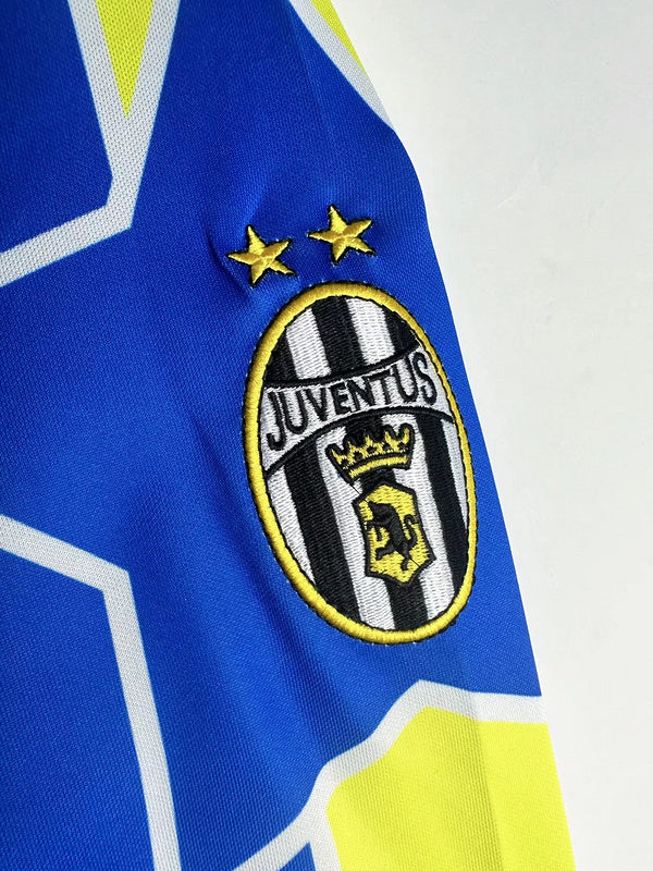 Juventus 1998-99 Retro - Away