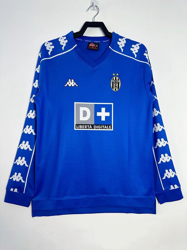 Juventus 1999-00 Retro - Away
