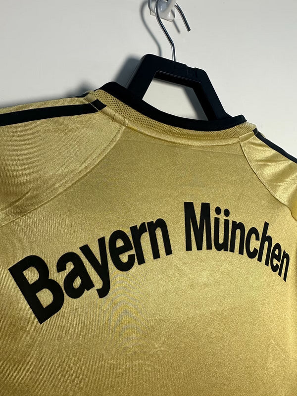 Bayern Munich 2003-04 Retro - Away