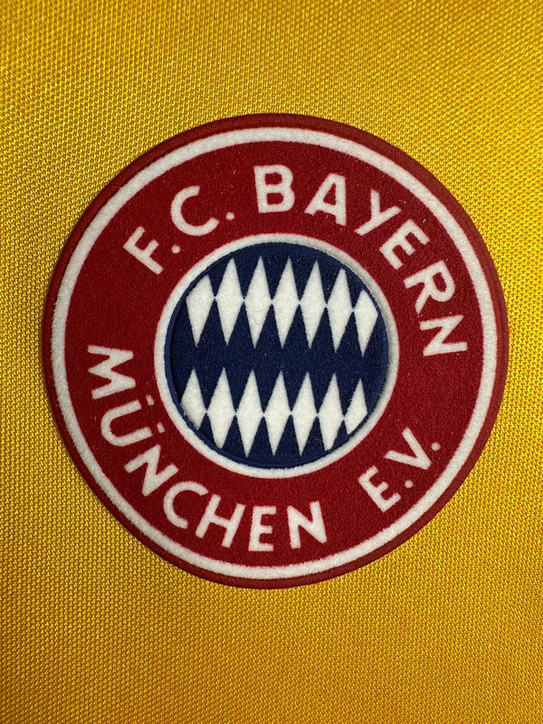 Bayern Munich 1993-95 Retro - Away