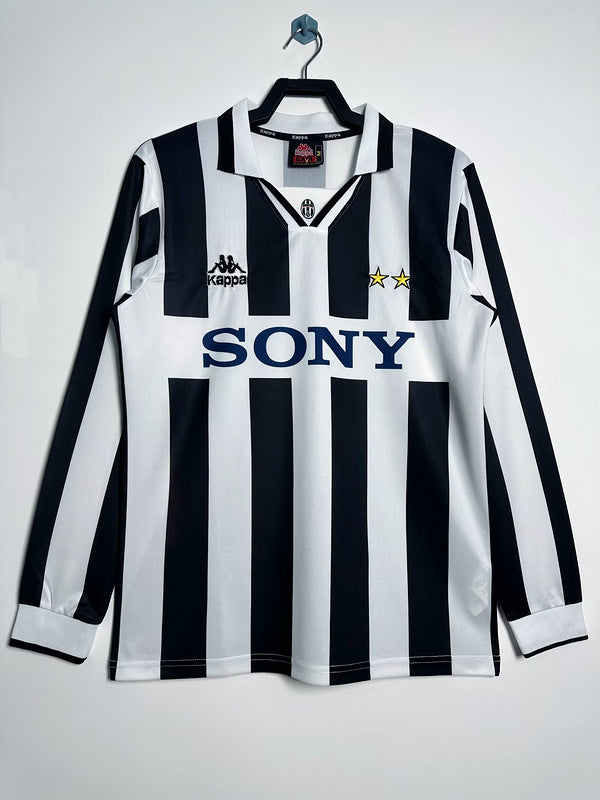 Juventus 1995-97 Retro - Home
