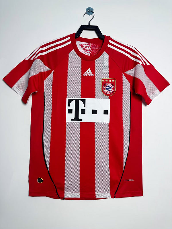 Bayern Munich 2010-11 Retro - Home