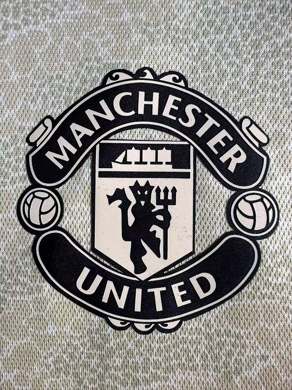 Manchester United 2019-20 Retro - Away