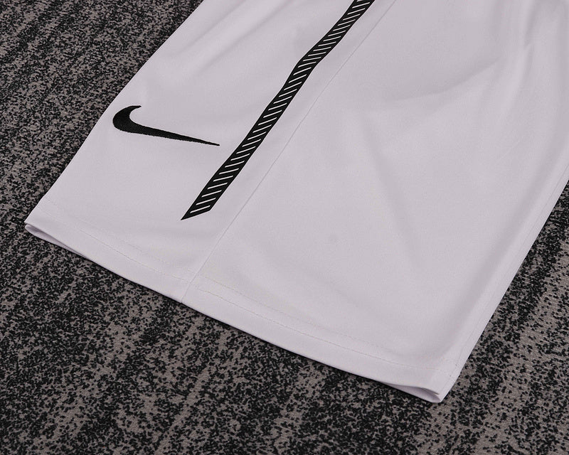 Manchester United 2010-11 Retro - Home Kids Kit