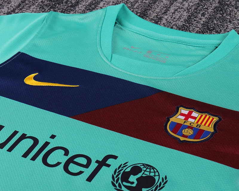 Barcelona 2010-11 Retro - Away Kids Kit