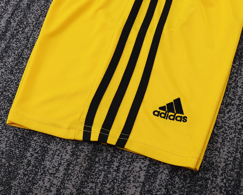 Real Madrid 2011-12 Retro - Goalkeeper Kids Kit