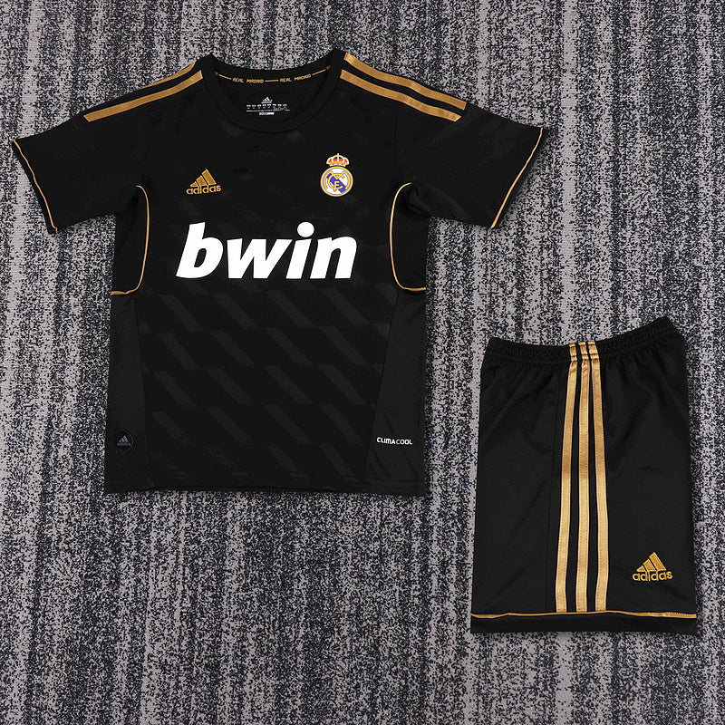 Real Madrid 2011-12 Retro - Away Kids Kit