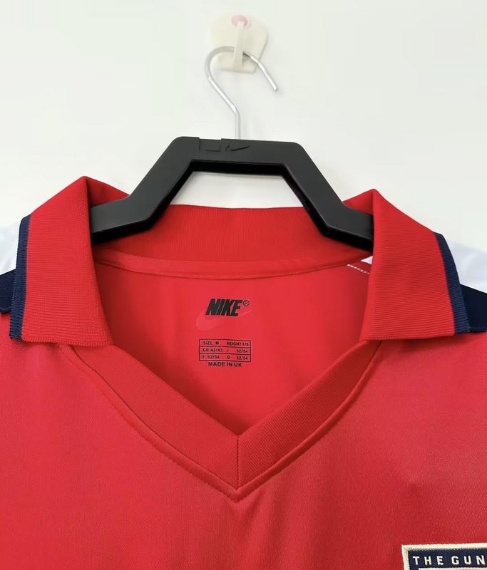 Arsenal 2001-02 Retro - Home