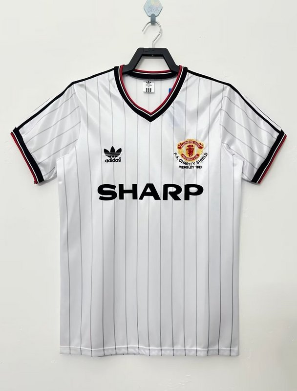 Manchester United 1983 Retro - Away