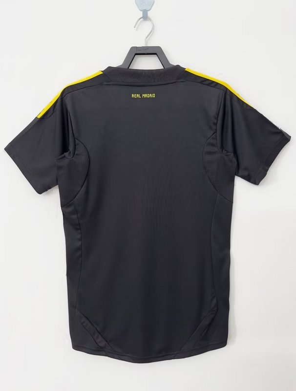 Real Madrid 2011-12 Retro - Goalkeeper