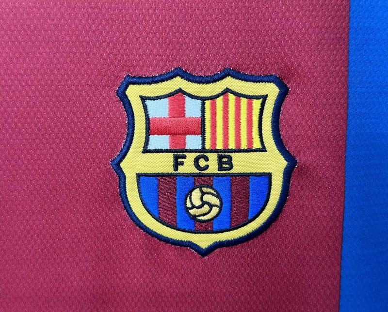 Barcelona 2006-07 Retro - Home