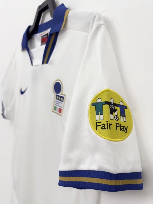 Italy 1996 Retro - Away