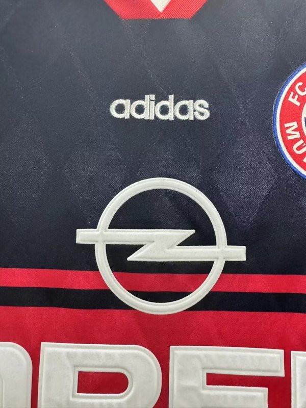 Bayern Munich 1997-99 Retro - Home