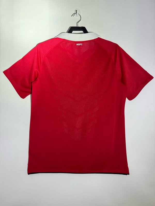 Manchester United 2010-11 Retro - Home