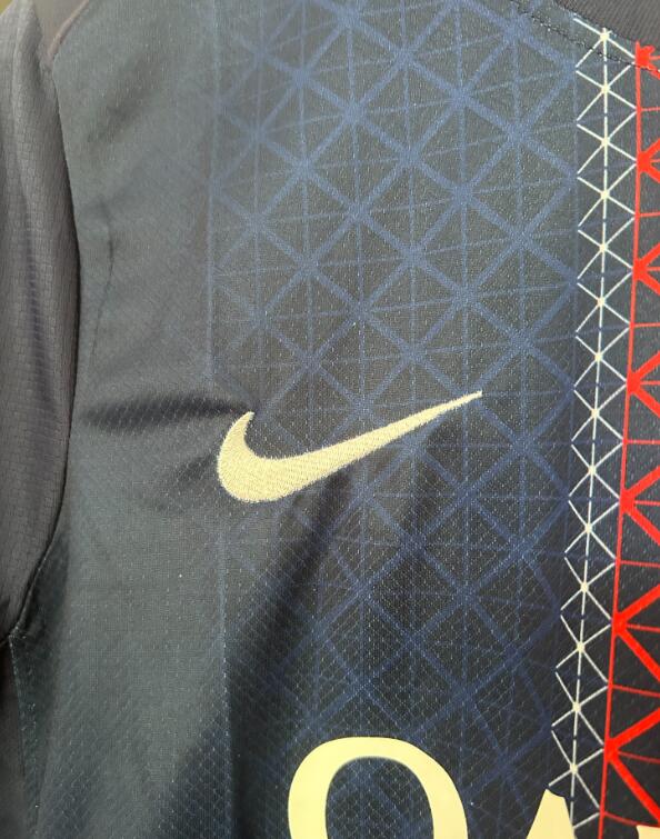 Paris Saint-Germain 25/26 - Home Kit (Fan)