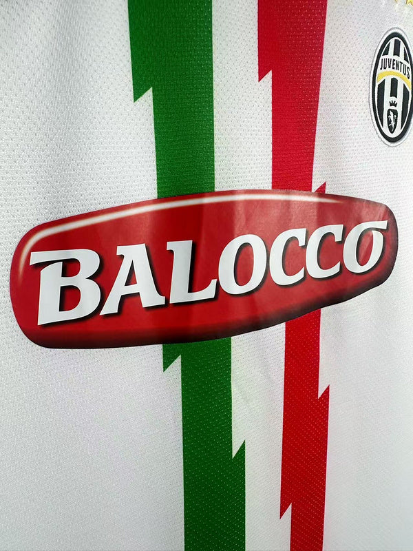 Juventus 2010-11 Retro - Away