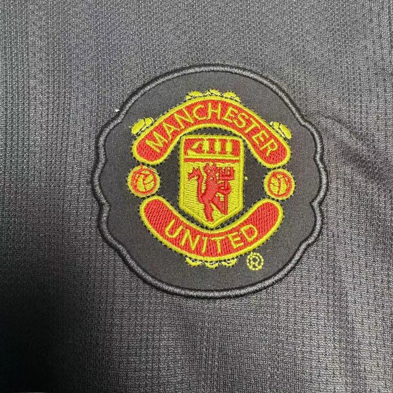 Manchester United 2007-08 Retro - Away (Black, Long Sleeves)