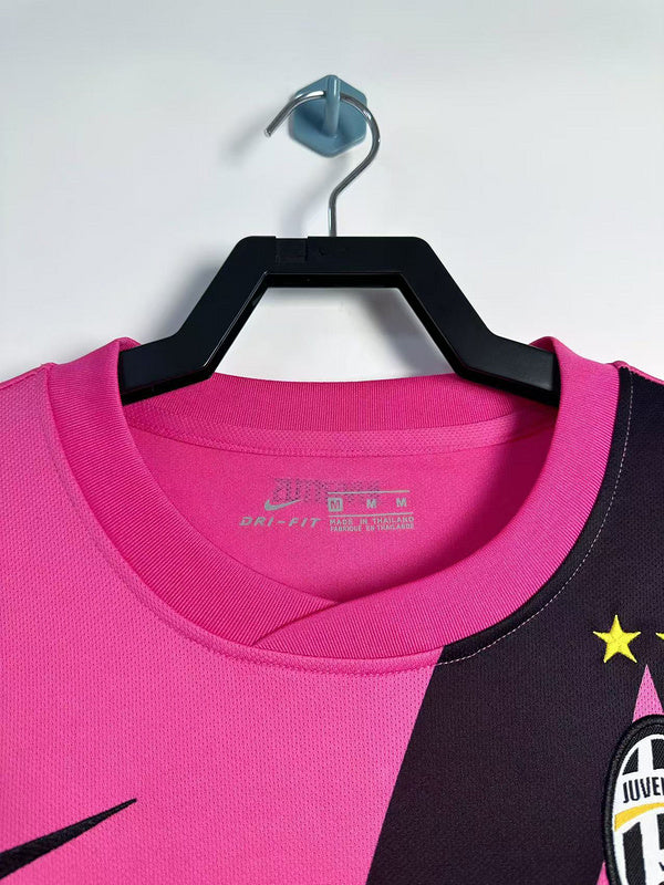 Juventus 2011-12 Retro - Away