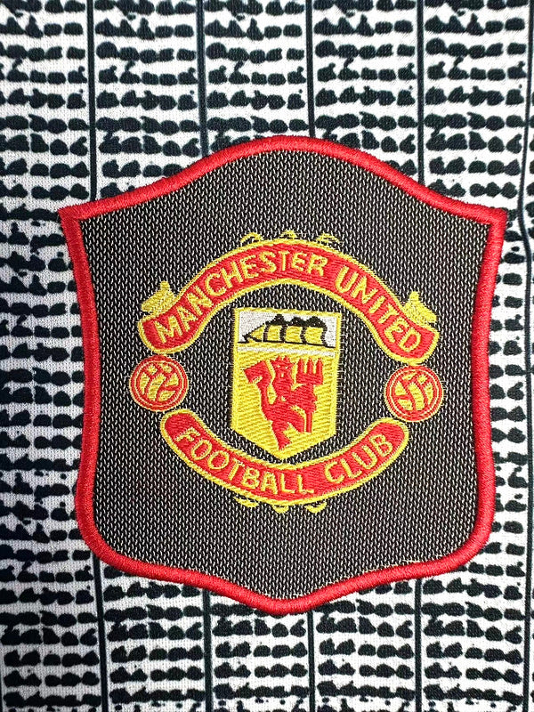 Manchester United 1995-96 Retro - Away