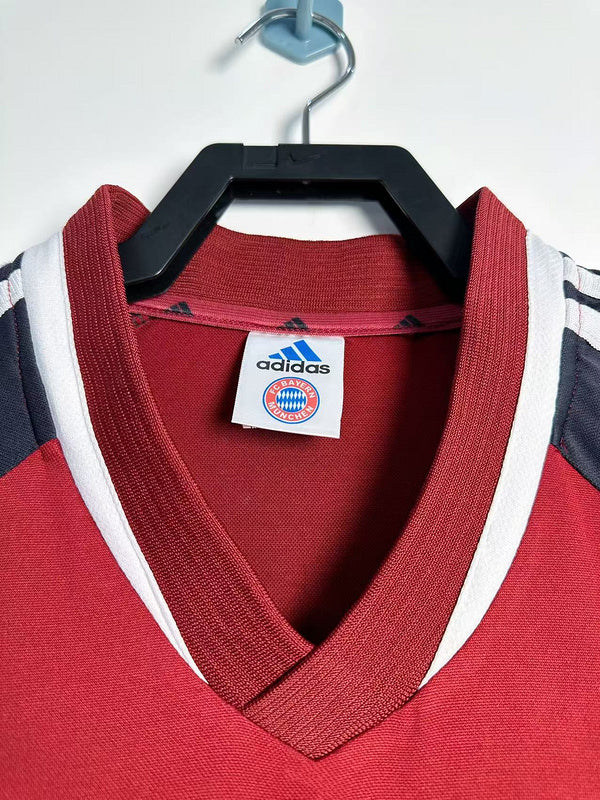 Bayern Munich 2001-02 Retro - Home