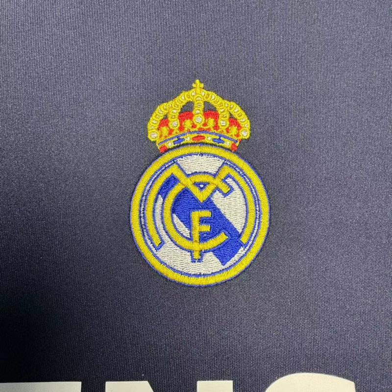 Real Madrid 2004-05 Retro - Away