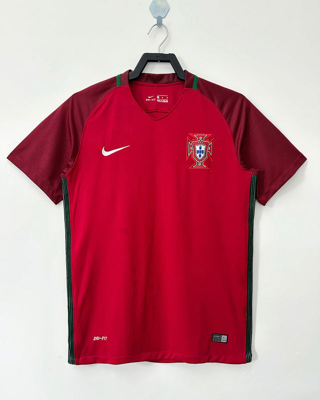 Portugal 2016 Retro - Home