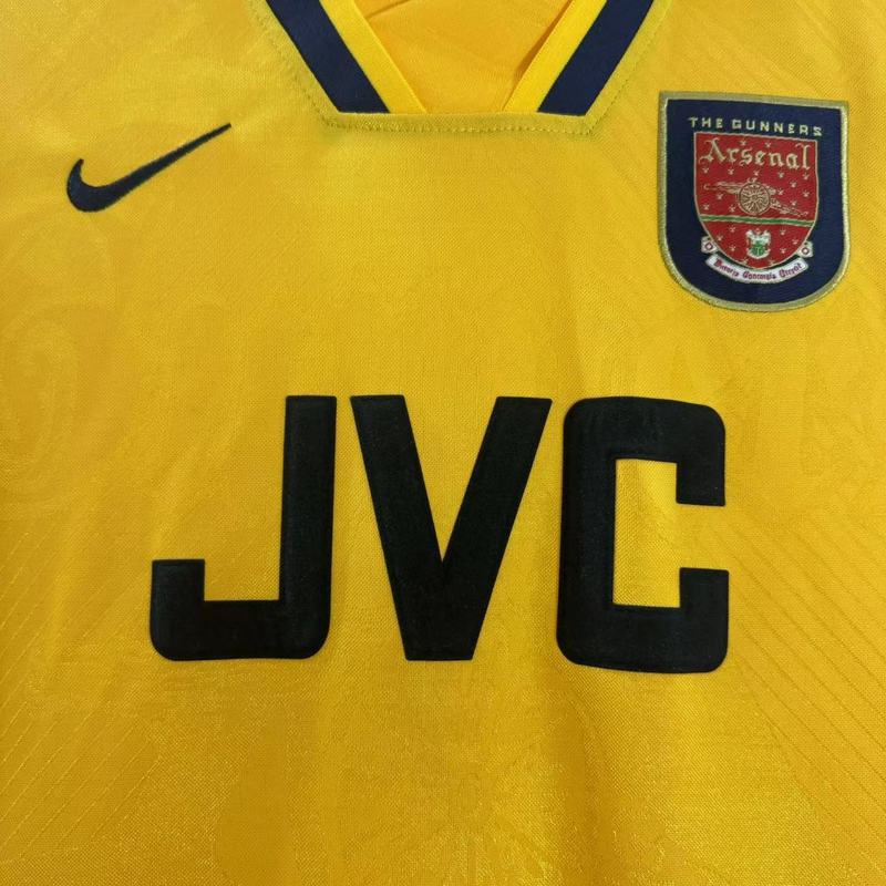 Arsenal 1996-97 Retro - Away