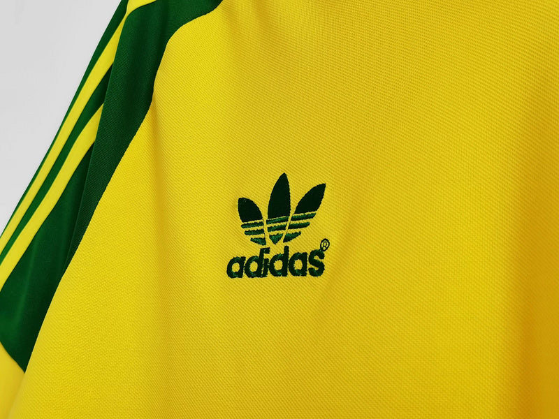 Wales 1982 Retro - Away
