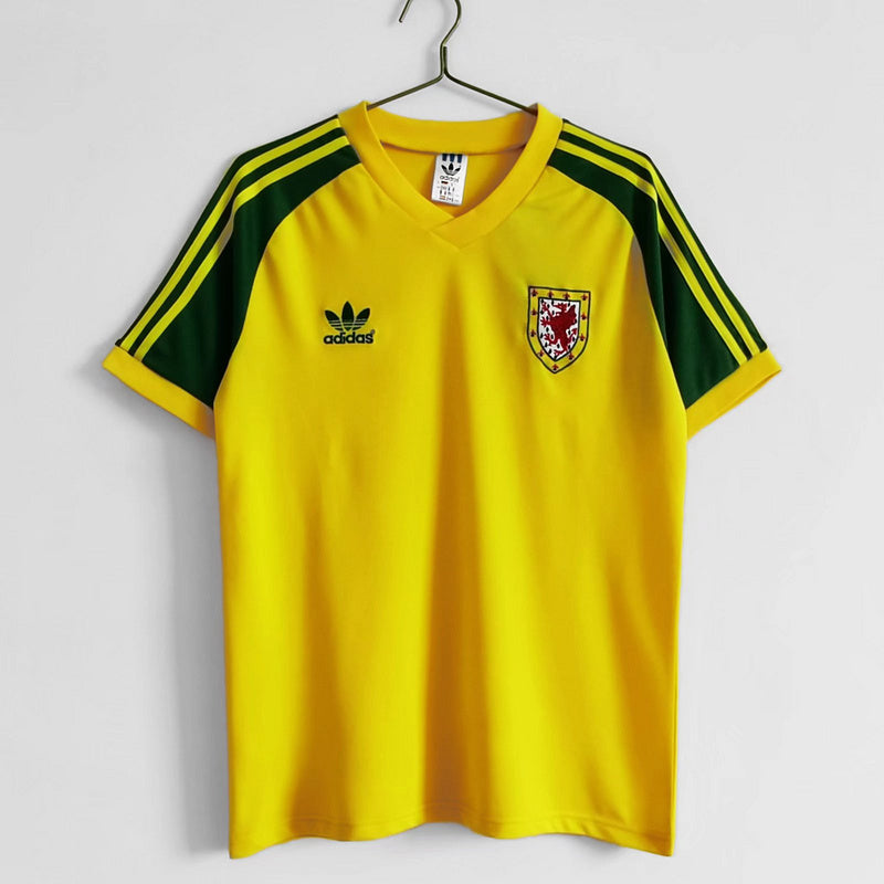 Wales 1982 Retro - Away