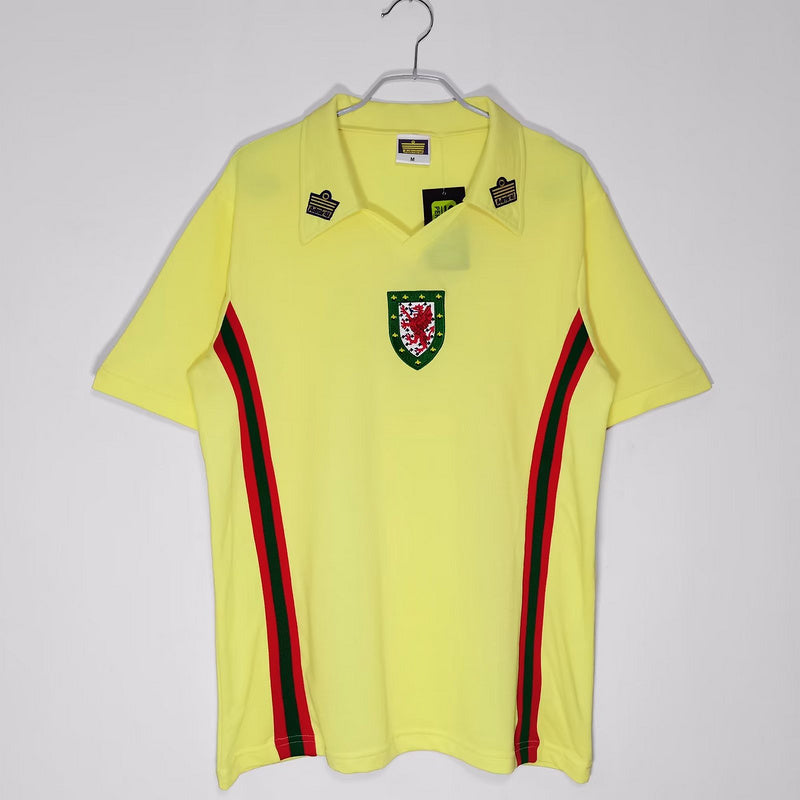 Wales 1976-79 Retro - Away